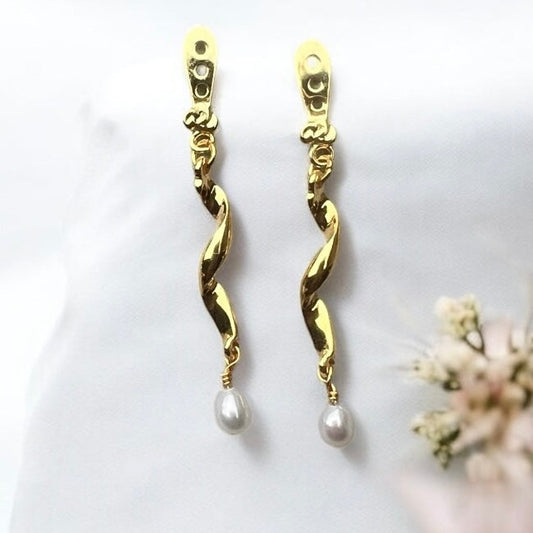 Stine behind ear, forgyldt